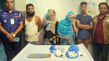পটুয়াখালীতে গাঁজাসহ মা-ছেলে আটক